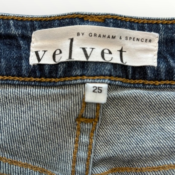 VELVET by Graham & Spencer High Rise Straight Leg Jean | Anchor | Size 25 - Picture 7 of 9